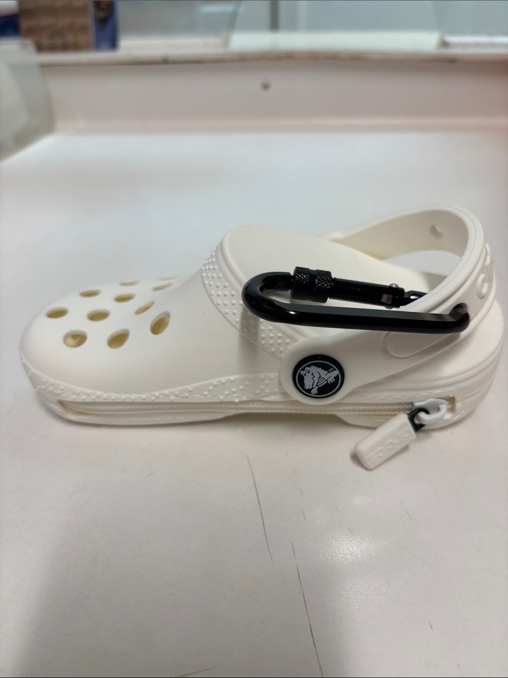 CROCS Kids White Classic Clog key chain zipper cute wallet